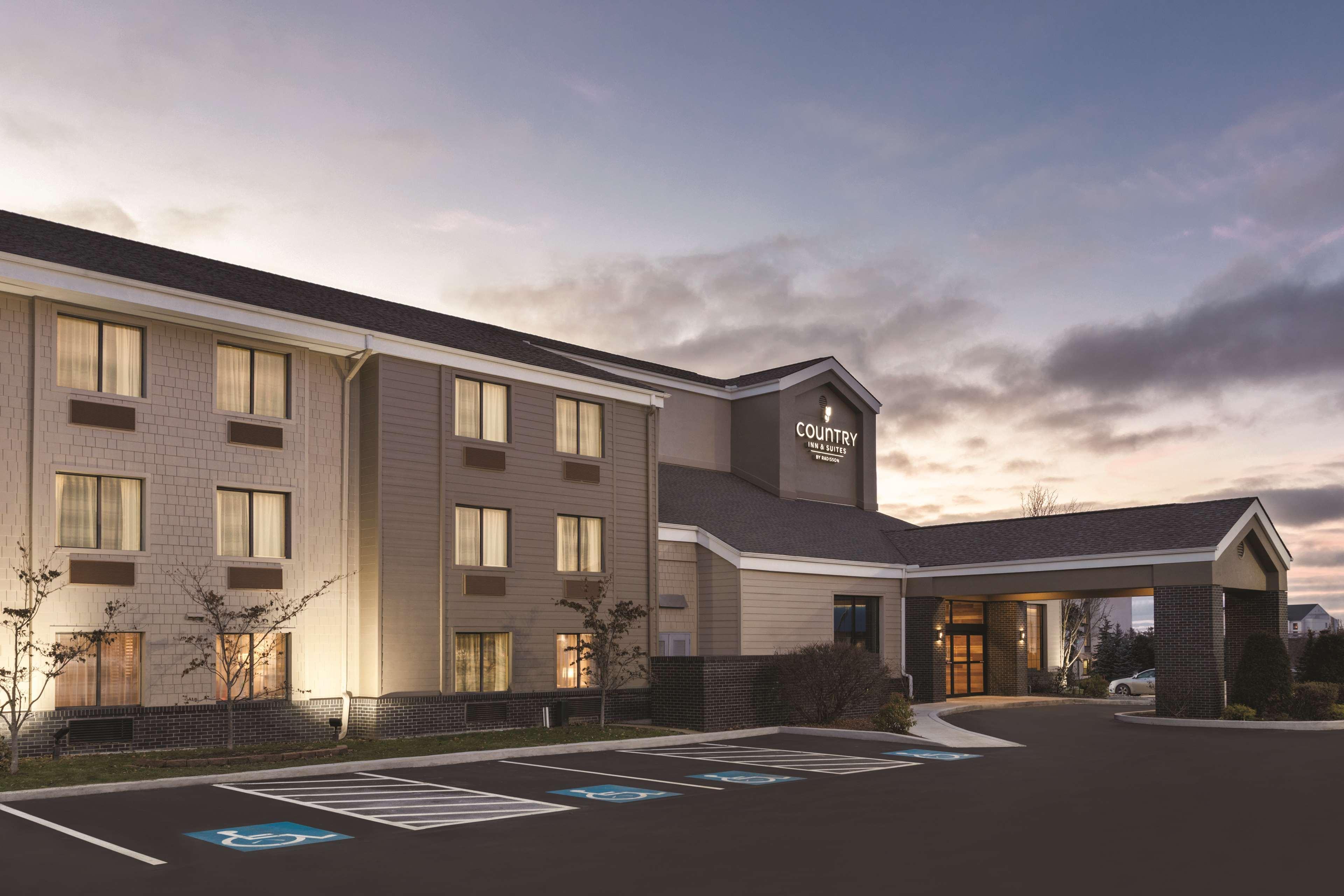 Country Inn & Suites By Radisson, Erie, Pa Kearsarge Экстерьер фото